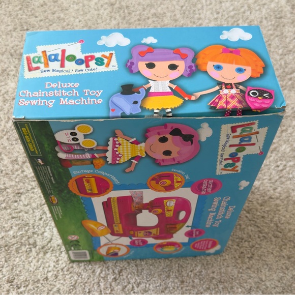 Lalaloopsy Deluxe Chainstitch Toy sewing machine girls toy - Picture 3 of 6